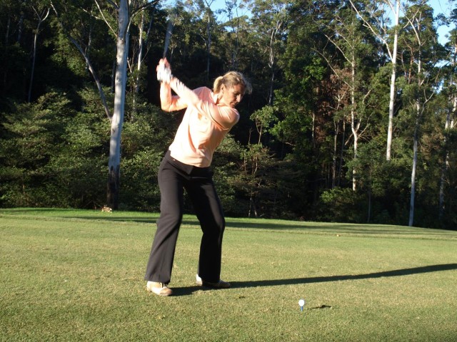 Kirsten_hits_out_for_the_longest_drive.sized